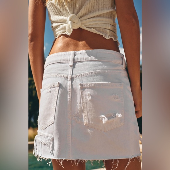 Zara RIPPED TRF DENIM Jean MINI SKIRT White Size S NEW - Picture 9 of 14